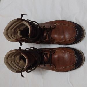 Sperry Boots Like New